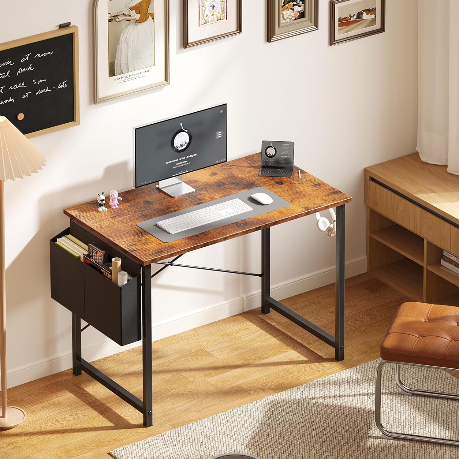 Simple Desk